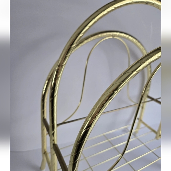 Brass Magazine Rack Vintage - Picture 2 of 5